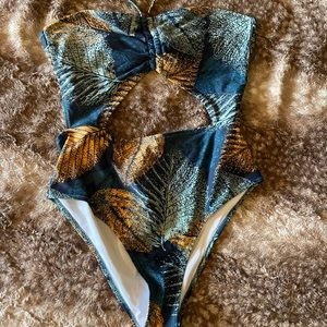 Medium, Cupshe brand suit